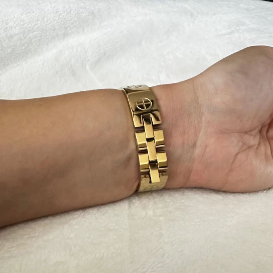Bracelet de luxe en acier inox - Luxury Watch Apple avis et prix